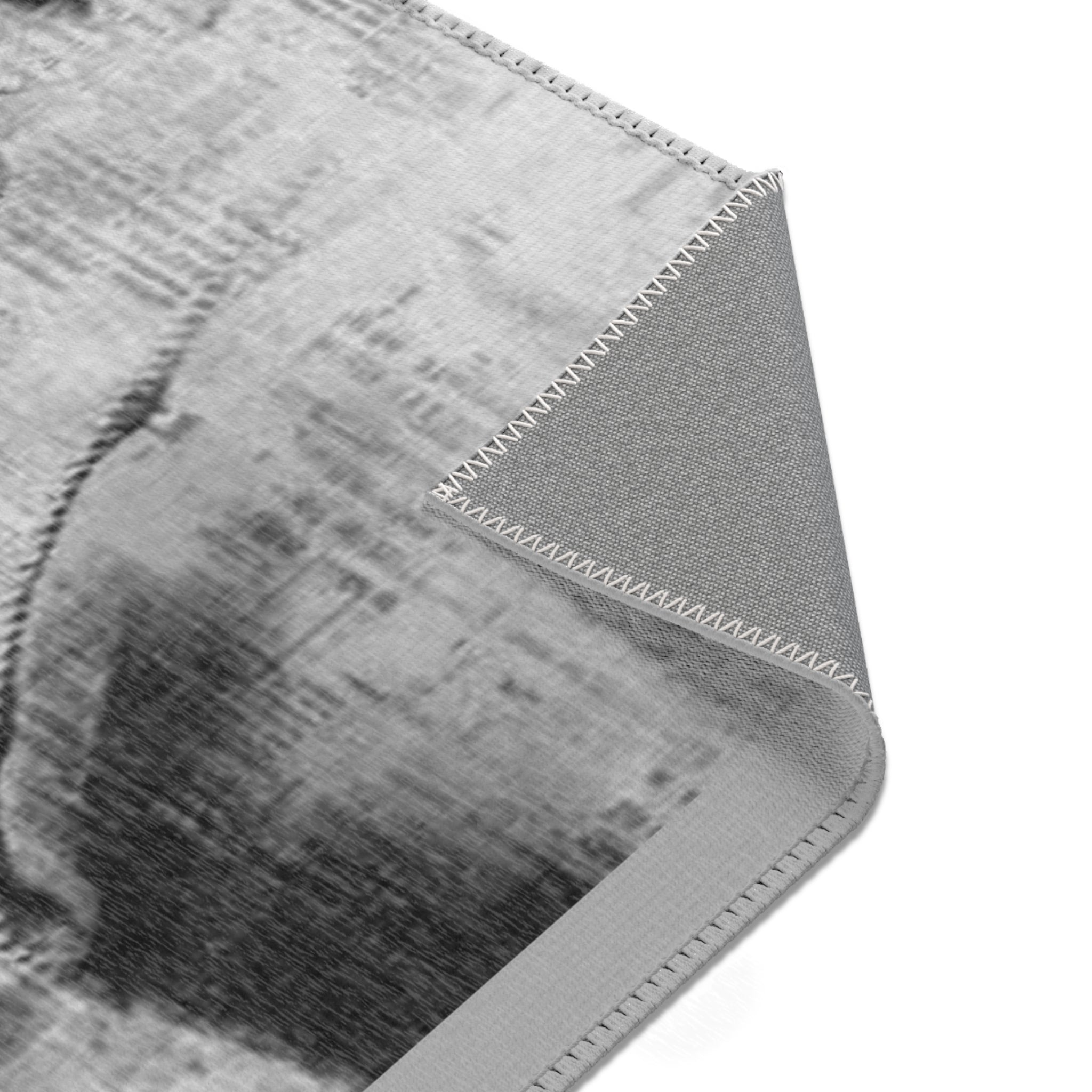 "The One" Lightweight Rug By 4KThreads